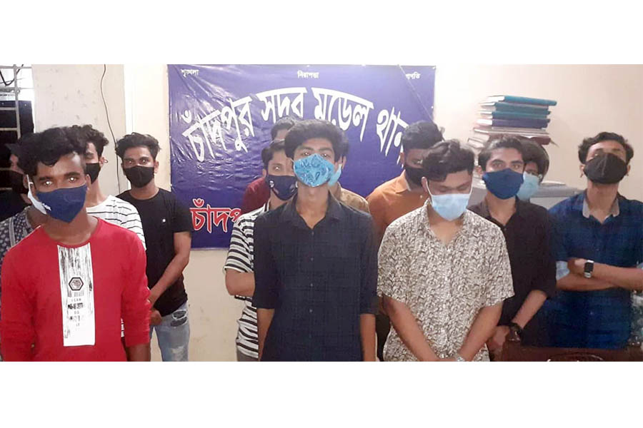 আটক কিশোর গ্যাংয়ের ৪০ সদস্য
