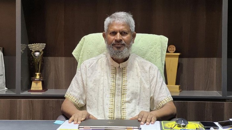 কুবি ভিসির মেয়েকে পোষ্য কোটায় ভর্তি নিয়ে বিতর্ক