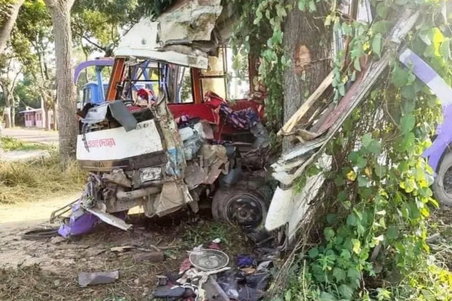 কুমিল্লায় একদিনে সড়ক দুর্ঘটনায় নিহত ৩ জন, আহত ৫