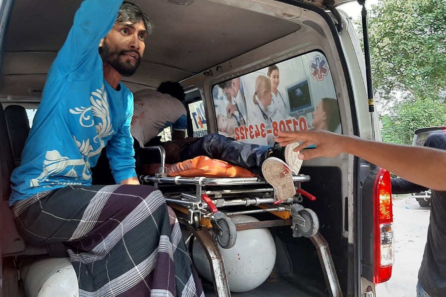 মেঘনায় কেন্দ্রে হামলা করতে গিয়ে সহিংসতায় যুবক নিহত 