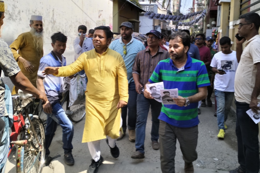 'কুমিল্লাকে বদলে দিতে ৯ তারিখ কেন্দ্রে আসুন' ভোটারদের উদ্দেশ্যে কায়সার 