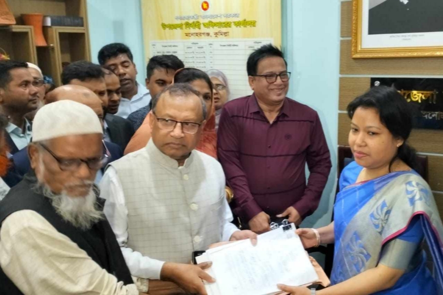 বিএনপিকে নির্বাচনে আসতে উৎসাহিত করবো, জ্বালাও পোড়াও মানুষ মেনে নেবে না - এলজিআরডি মন্ত্রী