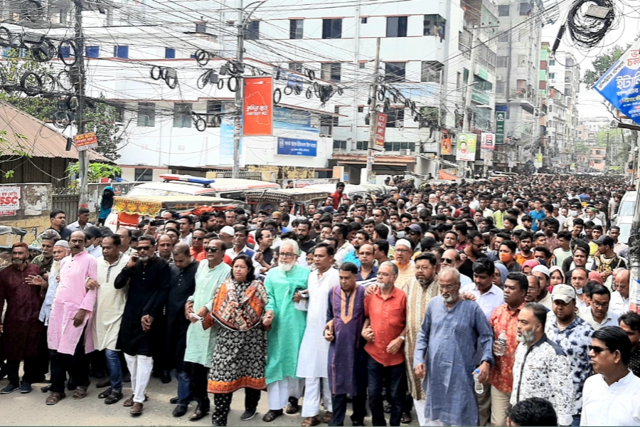 কুমিল্লায় দশ হাজার নেতাকর্মীর শো-ডাউন, সম্মেলনে যাবেন এমপি সীমা, তানিম ও মিঠু