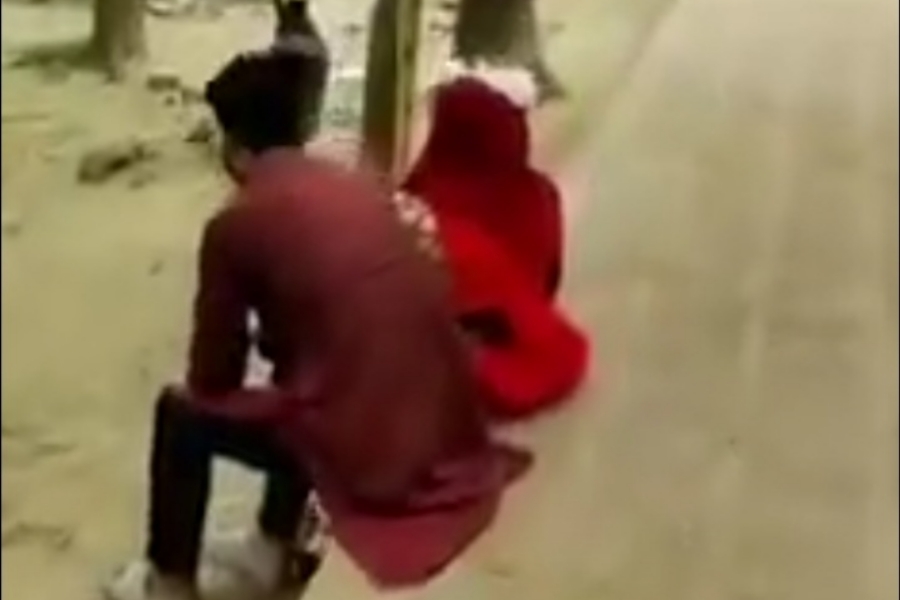 নগর উদ্যানে যুগলের সাথে অসদাচরণ-ভিডিও ধারণের অভিযোগে ডিবি'র দুই সদস্য বরখাস্ত