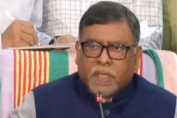 ‘এখনই ঠেকাতে না পারলে করোনা নিয়ন্ত্রণের বাইরে চলে যাবে’