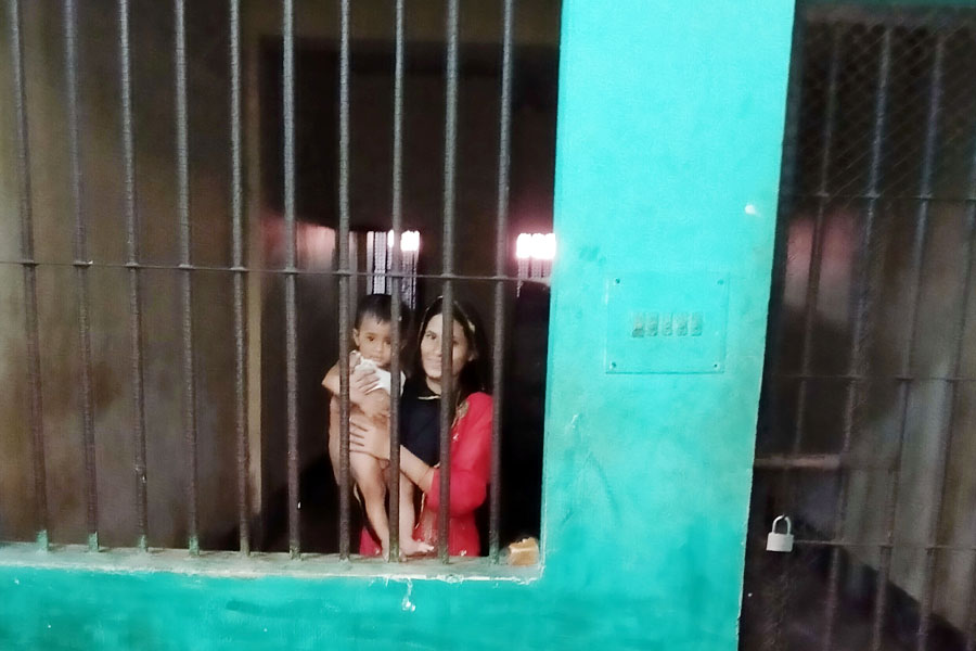 কুমিল্লায় মায়ের কোলে ১৫ দিন জেলে কাটালো সাত মাসের শিশু, বৃহস্পতিবার মুক্তি