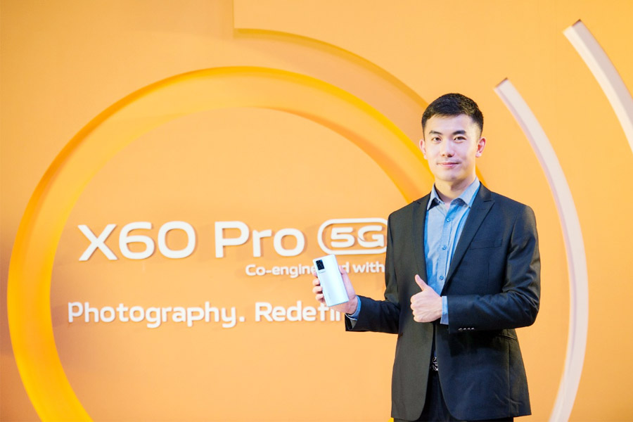 বাজারে বিশ্বের প্রথম গিম্বল স্ট্যাবিলাইজার ফোন ভিভো এক্স৬০প্রো