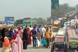 ঢাকা-চট্টগ্রাম মহাসড়কের কুমিল্লা জুড়ে তীব্র যানজট
